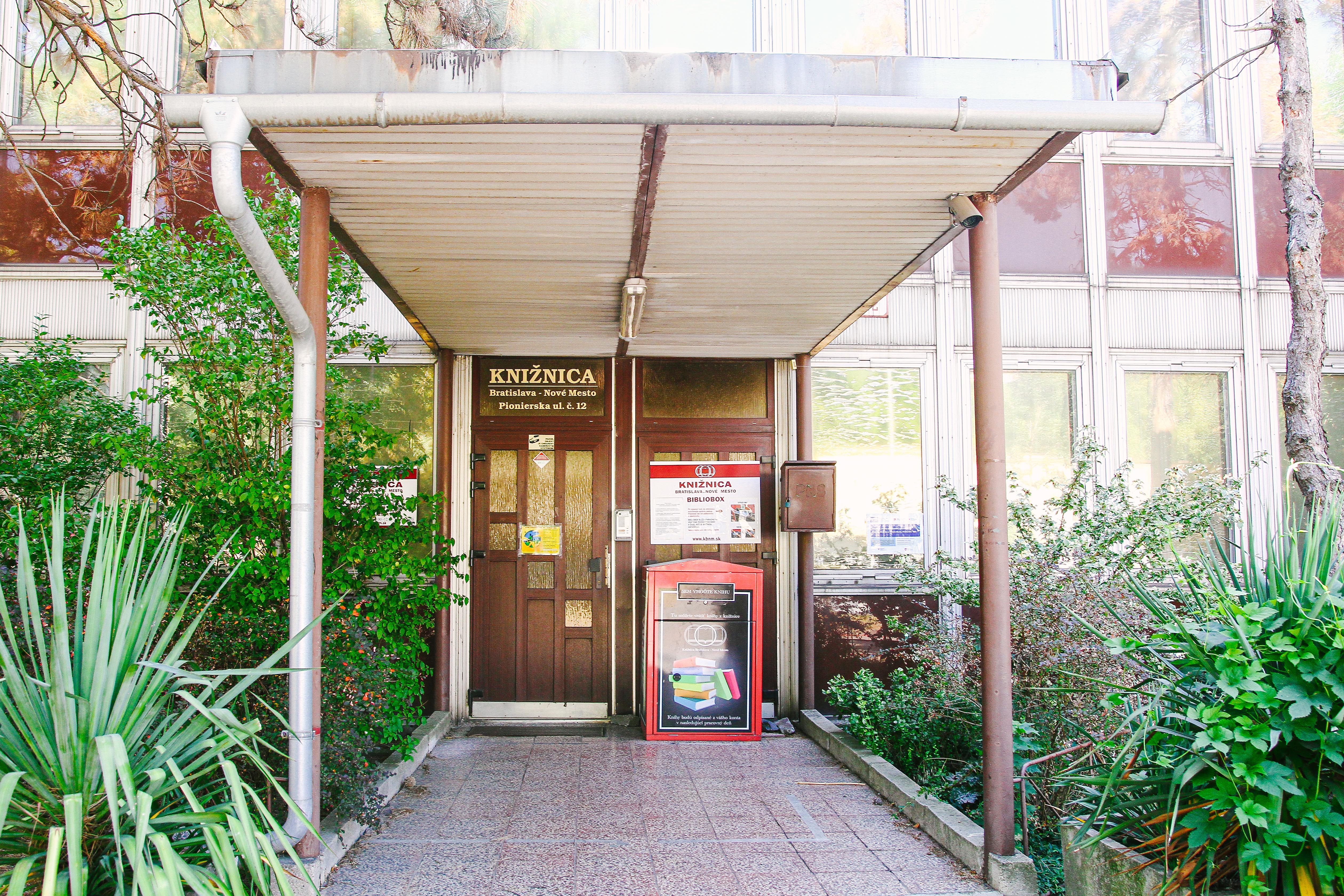 knižnica Pionierska