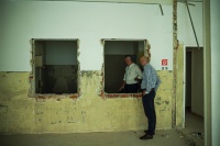 Prvé priečky už išli dole – začala modernizácia Denného centra na Račianskej