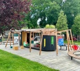 Navštívili ste Pavilón na hranie, ktorý po celé leto spríjemňoval priestor pred parkom Jama? Dajte nám vedieť, ako sa vám v ňom páčilo, a čo by ste do budúcna v paviló…