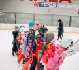 Tréningová hala zimného štadióna sa včera premenila na rozprávkové miesto plné veselých masiek, radosti a skvelej zábavy. Ľadová plocha sa zaplnila malými aj veľkými k…