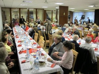 Nové Mesto pozvalo na vianočné posedenie 133 osamelých