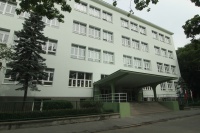 Novú strechu, okná a zateplenie dostala ďalšia škola a škôlky v Novom Meste